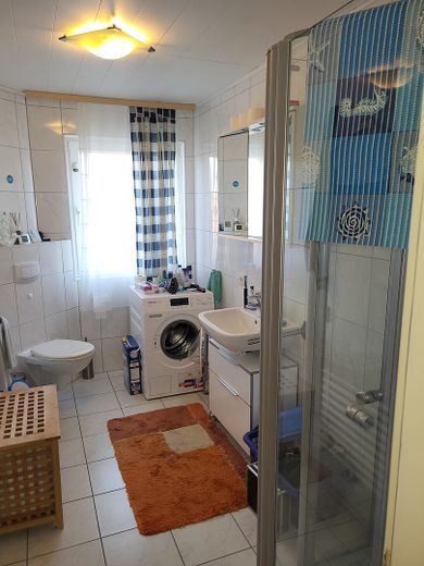 unten Badezimmer