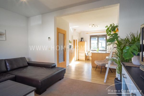 27049 HomeCompany Dresden सुसज्जित/Furnished ड्रेसडेन-नीडरसिडलिट्ज़ में भूखंड सहित पंक्तिबद्ध मकान, अधिकतम 3 व्यक्ति