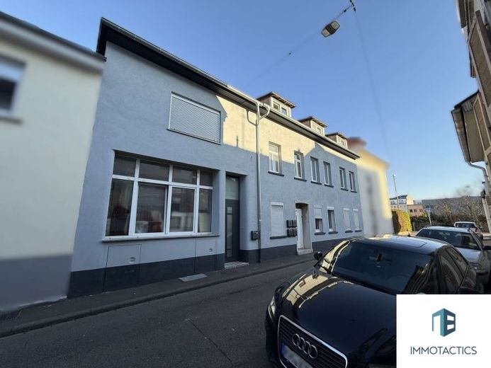 Two residential buildings with storage space – fully rented investment - 7.7% actual yield - central location – Photo 1