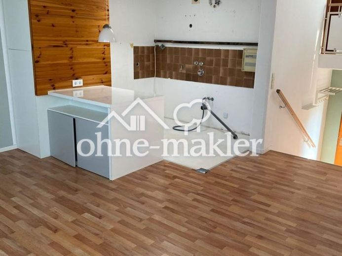 Commission-free in Bonn: 4 apartments, 4 underground parking spaces and one vacant unit – Foto 1