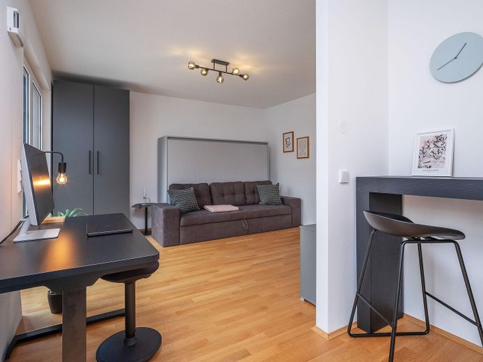 Business Apartment möbliert alle Kosten inklusive – Wohnraum