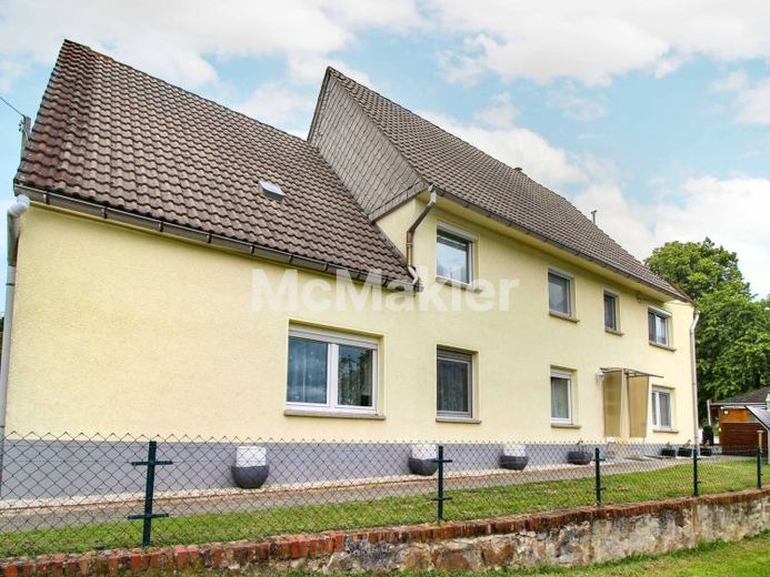 1 Haus + 2 Wohnungen + ruhige Lage + gepflegter Zustand – Foto 1