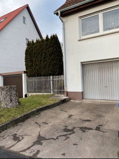 Garagenzufahrt