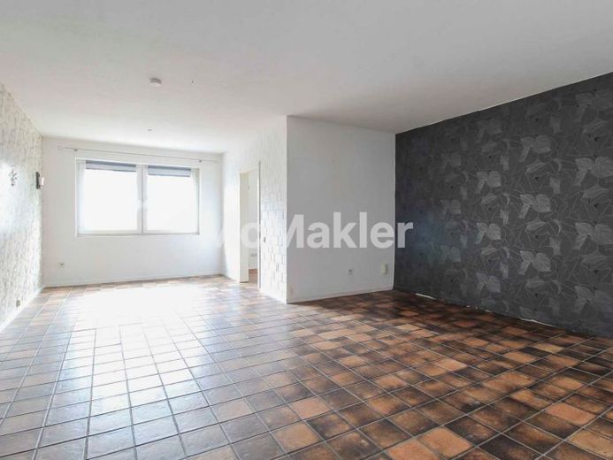 Zentral gelegen: 3-ZKB mit Stellplatz & Fußbodenheizung – provisionsfrei – Foto 1