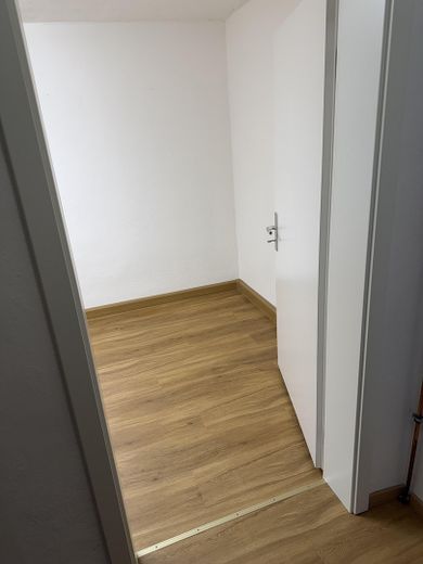 Attraktive Gewerbefläche in Bayreuth – große helle Fensterfront & separater Lagerraum – फोटो 9