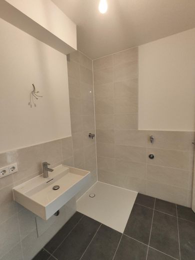Prima occupazione: nuovo appartamento di 1 locale con cucina attrezzata, balcone esposto a sud e vista sul parco, vicino alla metropolitana e alla S-Bahn di Feldmoching – Foto 17