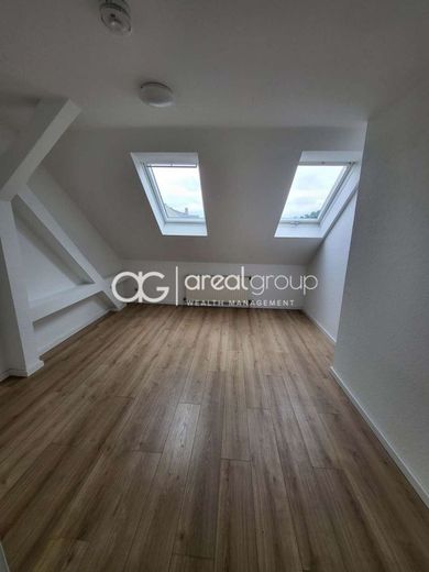 Gemütliche DG-Wohnung mit viel Tageslicht – Schlafzimmer