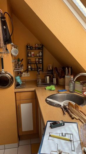 3-Zi-Maisonette, 106 m² 🏔️ Schwarzwaldblick, neue Küche, frisch renoviert, 2 TG – Küche 2_vor Renovierung