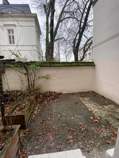 Modernisierte Altbauwohnung mit großer Terrasse | ca. 55 m² | Wuppertal-Elberfeld – Terrasse