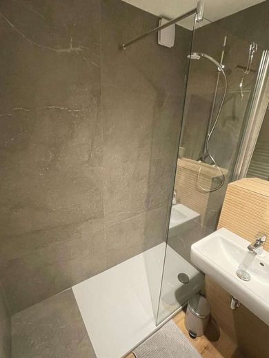 Dusche