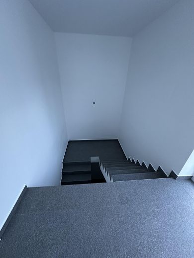 Neubau! Möbliertes Penthouse-Apartment in einem QNG-zertifizierten Green Building in Kelsterbach – Foto 6