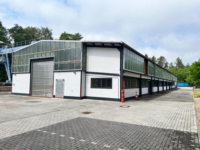 Waren-Umschlagplatz/Lager/Depot/Halle-Grd.9.536m²/ Nutzf.3.145m²-Dreiländereck DE/PL/CZ-Lkr. Görlitz – Halle - Gesamt 1.400m² 