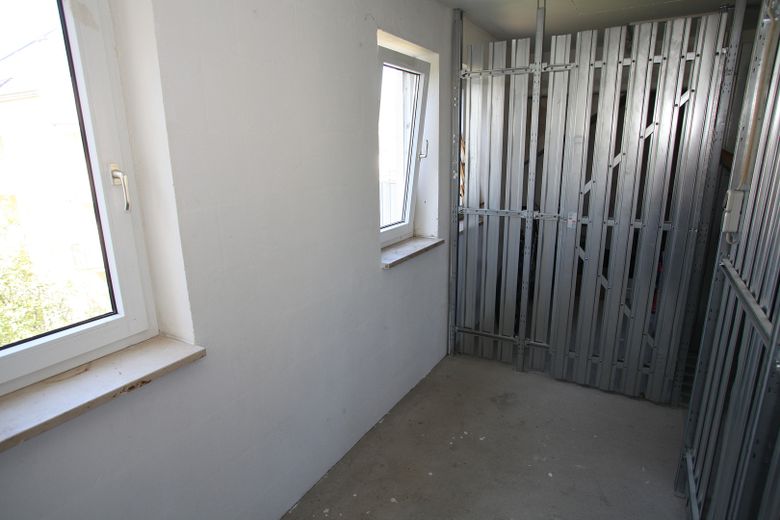Comfortable 3-room maisonette apartment with balcony and underground garage in Plauen – Abstellraum