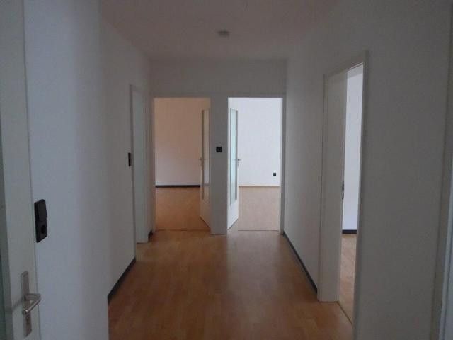 Helle grosszügige 3-Zimmer-Wohnung + Wohnküche + Bad + Gästetoilette, Stadtmitte von Rodalben – Foto 12