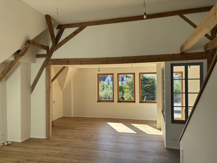 Loft exclusivo en un edificio histórico protegido - primera ocupación – Wohn-/ Essbereich