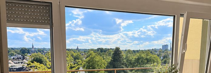 Frisch sanierte & voll möblierte 1-Zi.Whg mit Balkon fußläufig zum Schlosspark und Mainufer