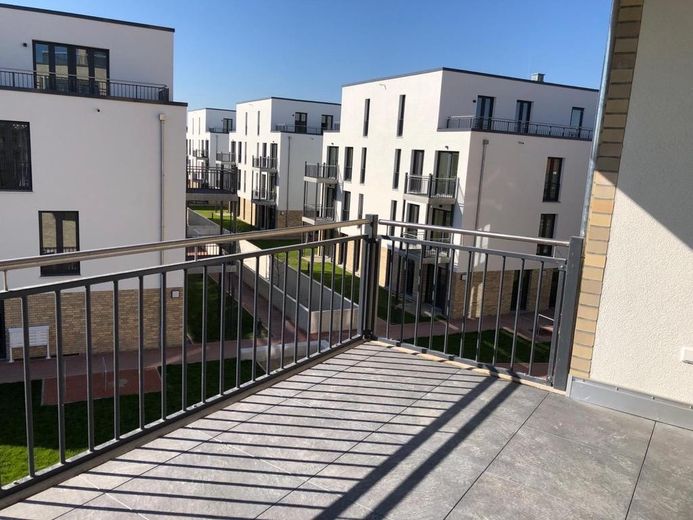 Appartement en copropriété accessible aux personnes à mobilité réduite – investissement idéal, logement pour navetteur ou résidence pour la retraite – Balkon