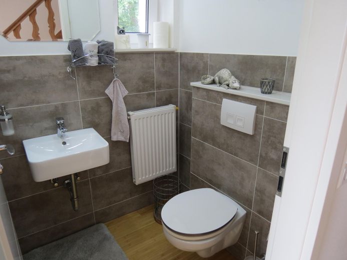 Exklusives Wohnen in allerbester Wohnlage – Gäste WC