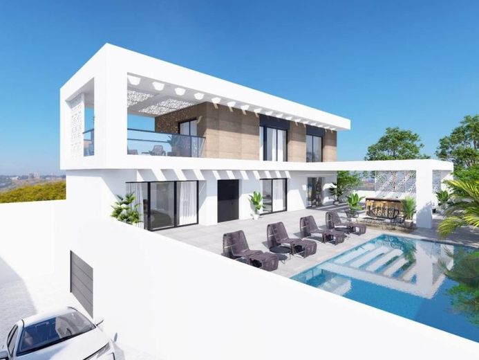 Luxuriöse Villa mit Pool und schöner Aussicht – Foto 1