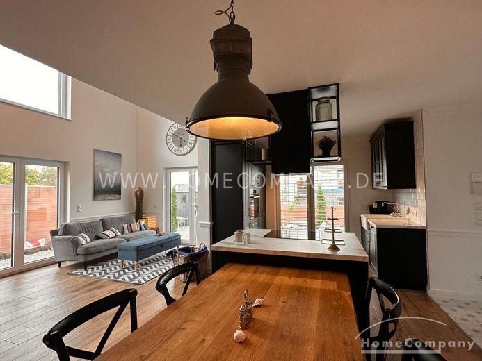 NUOVA COSTRUZIONE
Appartamento maisonette moderno e arredato con gusto, con terrazza – 171b1c8bf217197fb5da1bf40cd5cf65740533c4.jpg