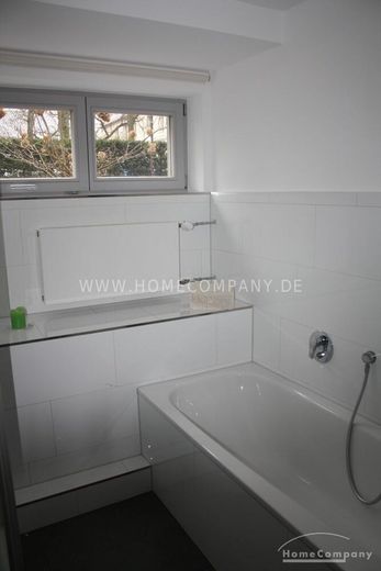 3 Zi.Whg., möbliert, EG, große Terrasse, sehr ruhige Citylage. – 4f1077a6eb48d80685e03d4c759b7a9be0fcca3d.jpg