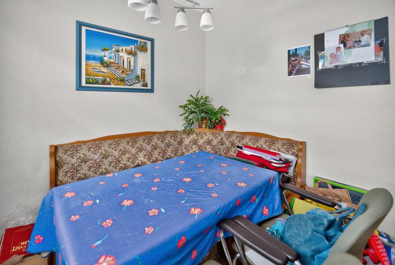Provisionsfreies Einfamilienhaus mit Einliegerwohnung und Garage – Foto 20