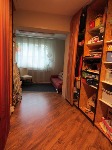 Amplio piso de 5 habitaciones con cocina, baño y aseo en Osnabrück Wüste – Foto 10