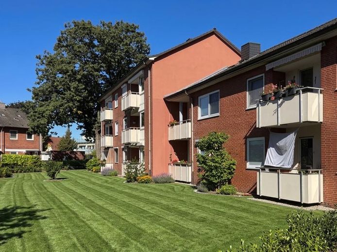 EG-Wohnung - Traumhafte Lage am Stadtpark mit Südbalkon – Ruhige Oase mit Südbalkon