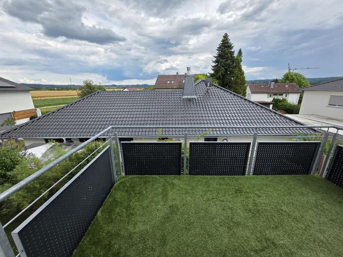 Moderne 4-Zimmer-OG-Wohnung mit PV, Wärmepumpe & Smart Home – Balkon