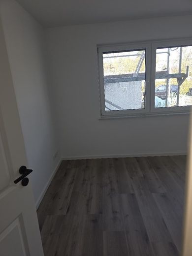 Zentral & Gemütlich: Attraktive 4-Zimmer-Wohnung in Eschborn – Foto 16