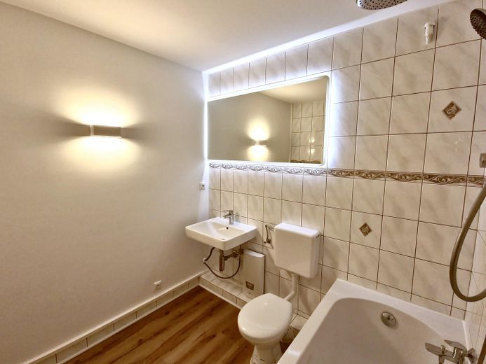 Badezimmer B2