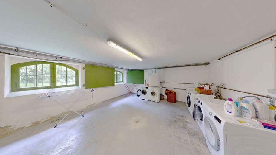 Jetzt zum Sonderpreis: Denkmalgeschützte Villa als Ein-/Mehrfamilienhaus Villenviertel Halberstadt – Waschkueche im Keller