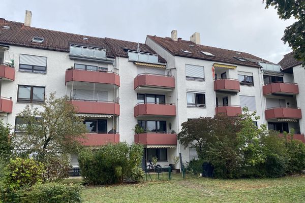 3-कमरों का अपार्टमेंट, केंद्रीय स्थान / Stadtbergen