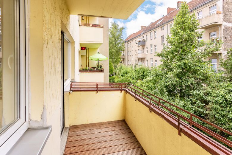 Bezugsfreie 2-Zimmer-Wohnung mit Balkon – Foto 4