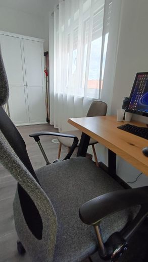 Provisionsfreies Einfamilienhaus (Baujahr 2024) mit PV-Anlage – Option auf 1,87% Kreditübernahme – Kind