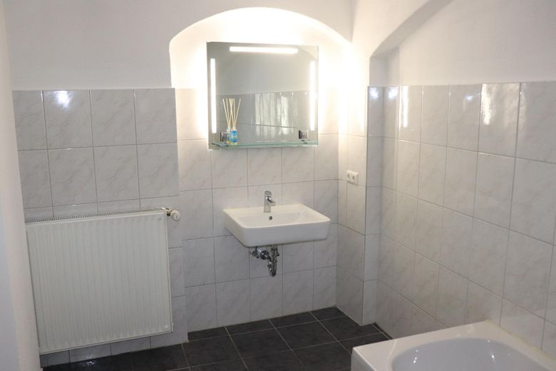 Bad Zugang über Küche