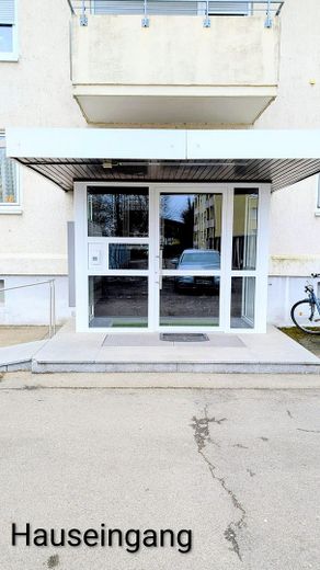 Eingang Hochhaus