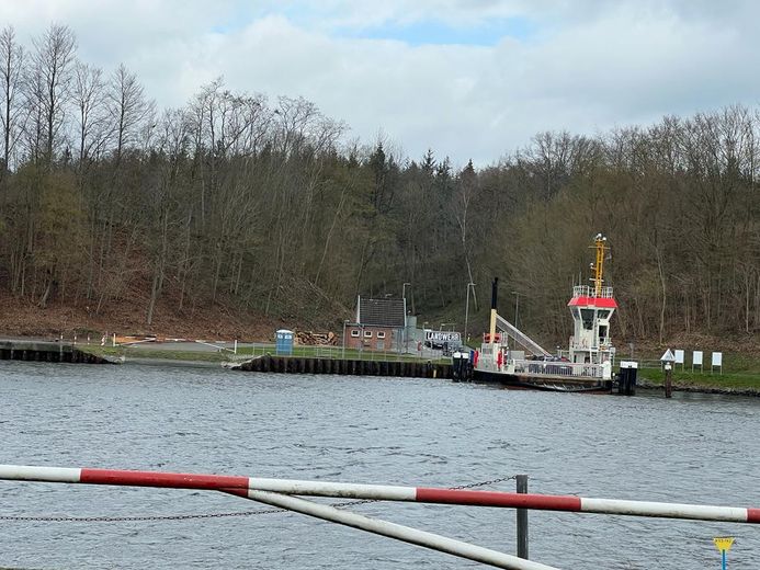 Kieler Umland - Zentrum von Quarnbek zu verkaufen – Fähre Kanal