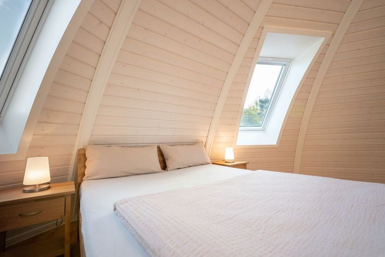 HORN IMMOBILIEN ++ Wustrow Kugelhaus am See - das "Kugellager" in hochwertiger ökologischer Bauweise – Schlafbereich