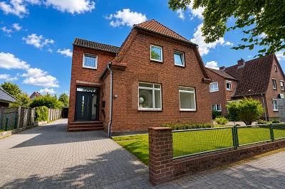 EIN ZUHAUSE MIT CHARME UND RAUM FÜR IHRE ZUKUNFT – 1785257046_0fb15c7.jpg