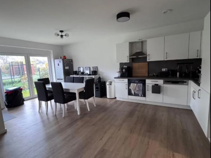 offener Ess- u. Küchenbereich