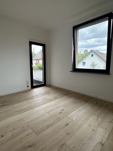 Zimmer 2 mit Balkon