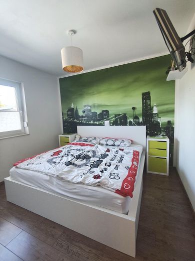 neuwertige smarte Stadtvilla in Bernau bei Berlin ideal für Familien – Schlafzimmer