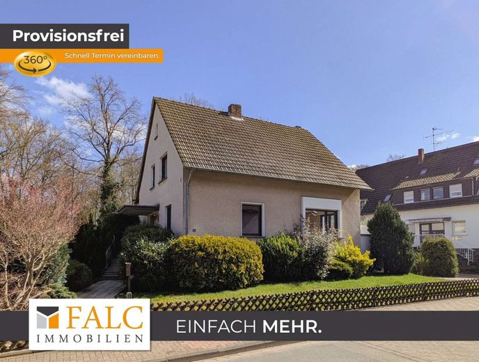 Hier beginnt Ihr Familienglück: naturnah wohnen, viel Platz und Raum für Ihre Ideen – Straßenansicht