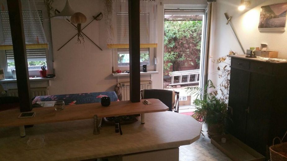 Erdgeschoßwohnung im EFH/ZFH mit Terasse/Garten – Foto 6