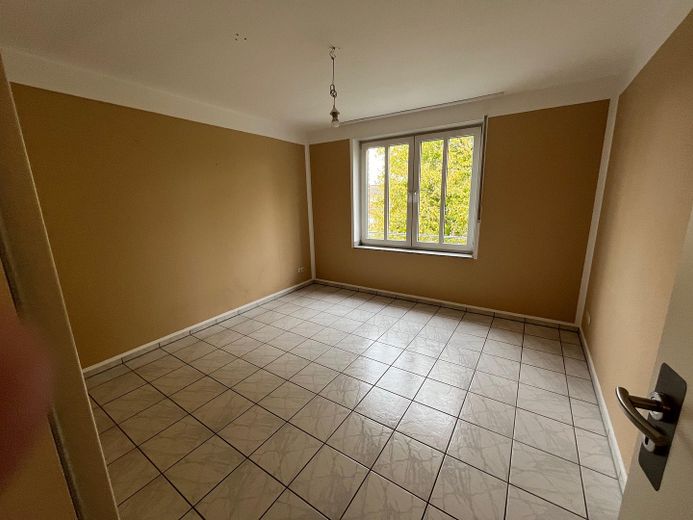 4-Zi-Geschosswohnung, teilmöbeliert mit Dachterrasse – Kinderzimmer I