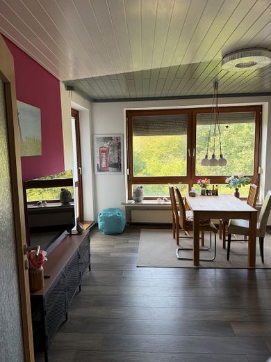 Jasne mieszkanie 3-pokojowe z loggią w Bremen-Blockdiek – Wohnzimmer