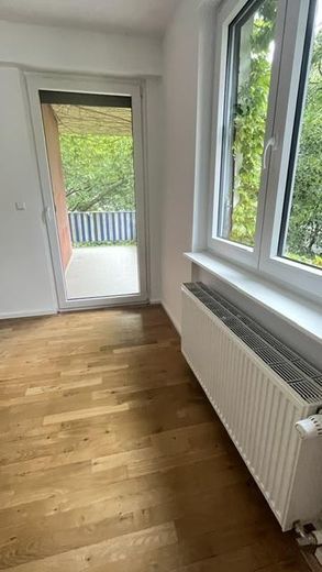 sanierte 3-Zimmerwohnung mit 2 Balkonen Nähe Wasserturm – Schlafzimmer 1