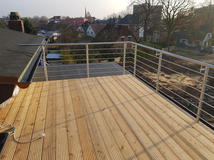 Dachterrasse DG