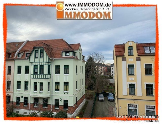 Großzügige Familienwohnung mit BALKON – Ausblick vom Speisezimmer